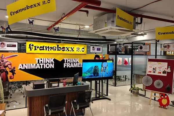Frameboxx C Scheme campus photograph 7