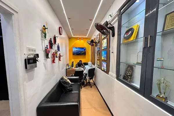 Frameboxx Dadar campus photograph 10