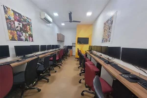 Frameboxx Dadar campus photograph 11