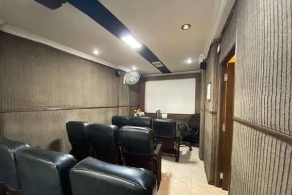 Frameboxx Kothrud campus photograph 3