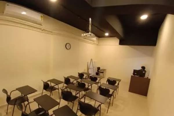 Frameboxx Malad campus photograph 2