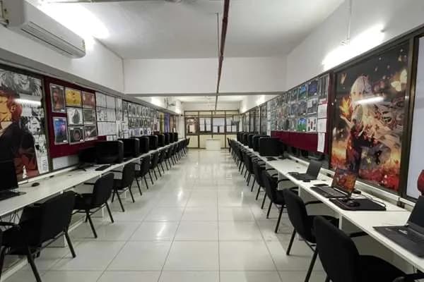 Frameboxx Silver Oak campus photograph 4